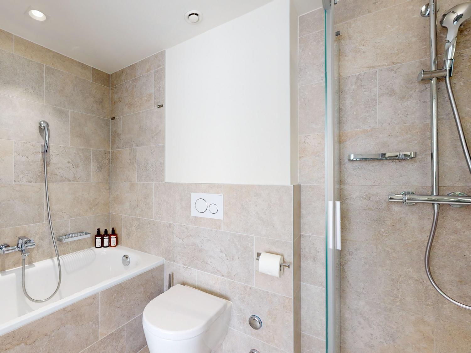Nonanteneuf Appart Hotel Vevey - Contactless Check-In Quarto foto